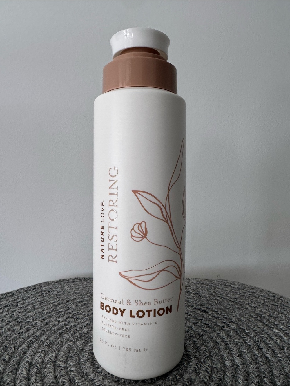 Nature Love Restoring Oatmeal & Shea Butter Body Lotion